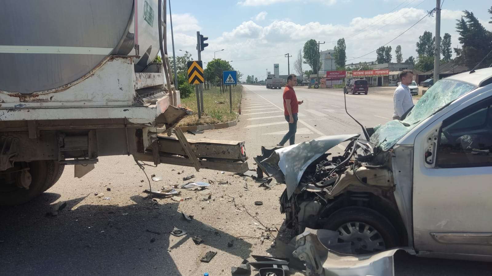 Karacabey’de ışık ihlali kazaya sebep oldu